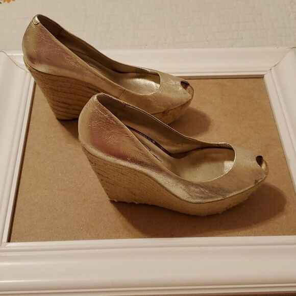 Jessica Simpson gold peep toe platform wedge shoes size 6.5 - Picture 6 of 11